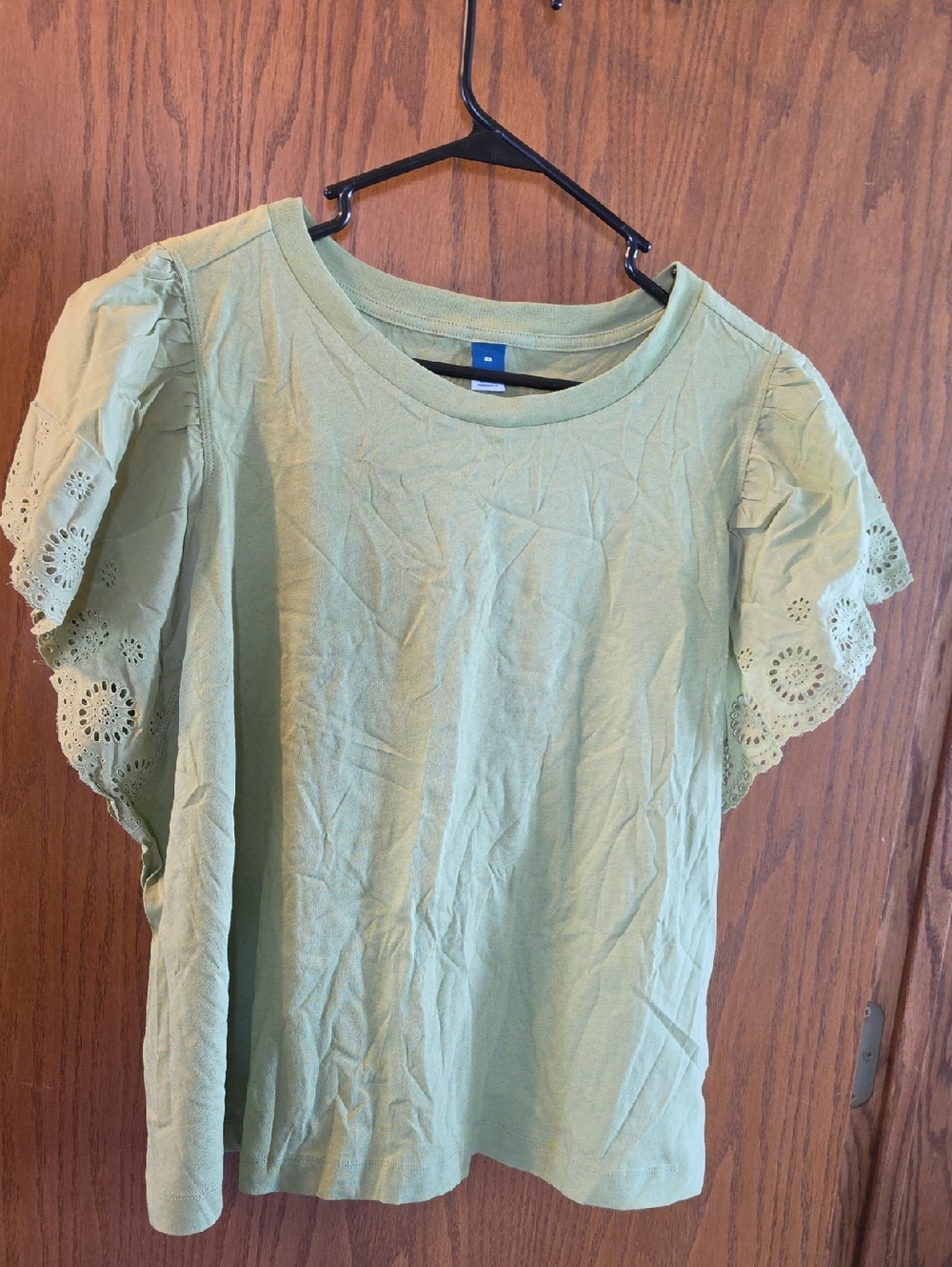 Old Navy Light Green Eyelet Flutter Sleeve Tee